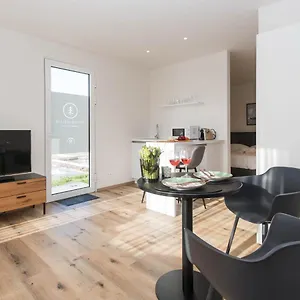 https://fields-of-ellis.bruges-hotels.info