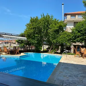 villi-sozopol.sozopol-hotels.com/